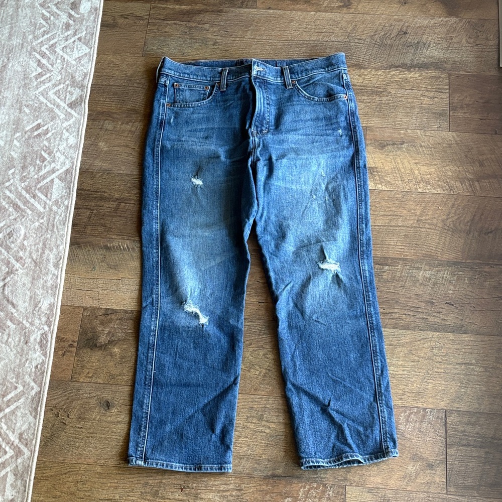 Lucky Brand Women Distressed Blue Jeans size 12 / 31 waist
